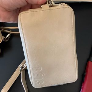 BEIS Original Travel Wallet